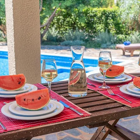 וילה Eglina Villa's *