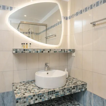 Eglina Villa's וילה *