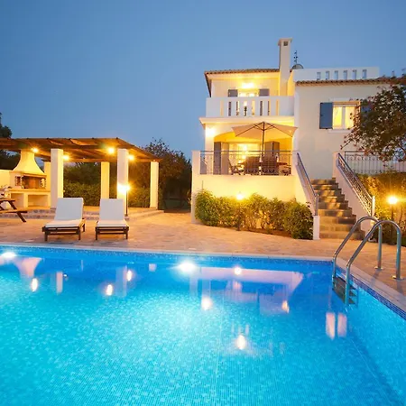 וילה Eglina Villa's