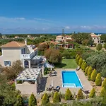 Eglina Villa's Villa *