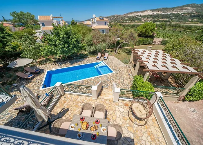 Eglina Villa's Villa Minia