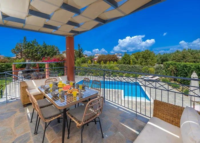 Eglina Villa's Villa Minia