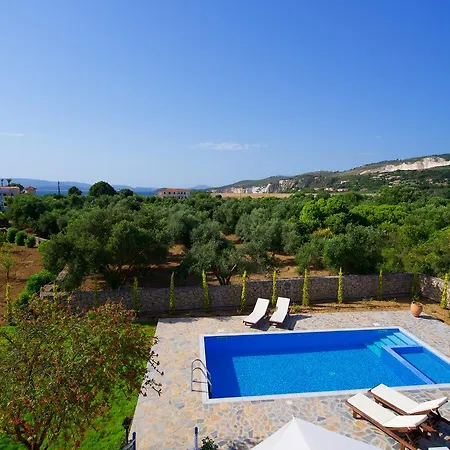 Eglina Villa's Villa Minia