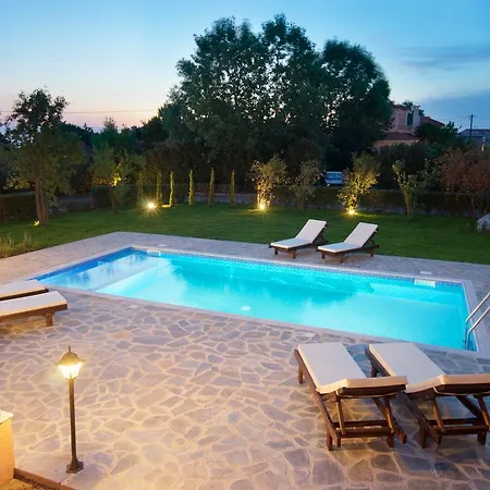 Villa Eglina Villa's