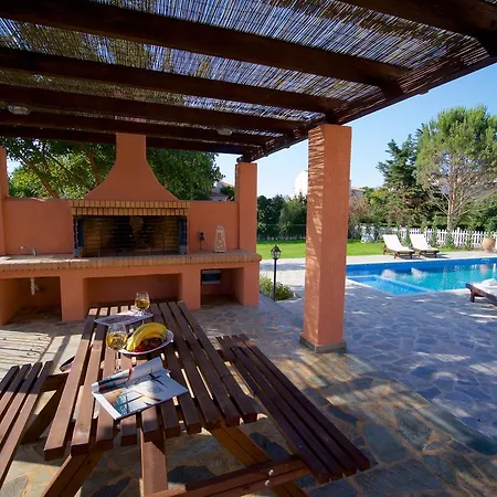 Villa Eglina Villa's *