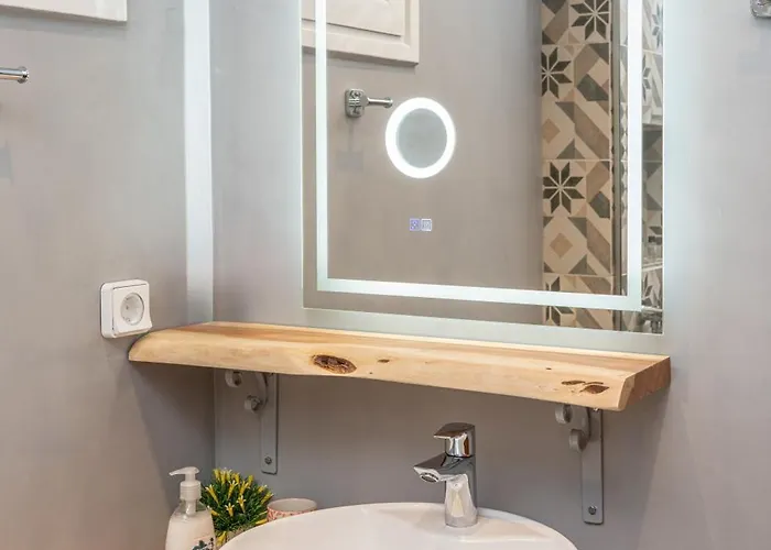 Eglina Villa's Minia