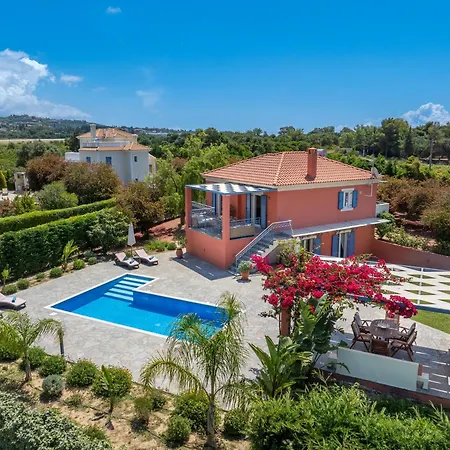 빌라 Eglina Villa's *