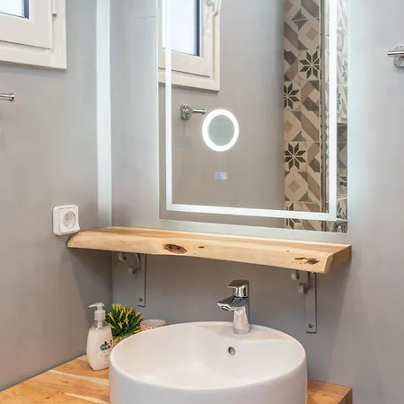 Eglina Villa's Minia